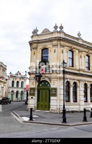 Oamaru a été construit entre les collines de calcaire et courte étendue de terre plate à la mer. Cette roche calcaire est utilisée pour le constructi Banque D'Images