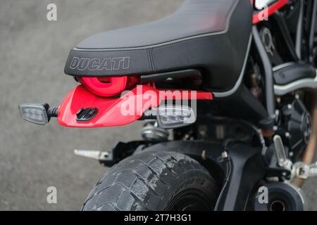 HCMC, VN - Ducati Scrambler pour usage éditorial Banque D'Images