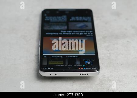 HCMC, VN - novembre 2023. Redmi K60 pour un usage éditorial Banque D'Images
