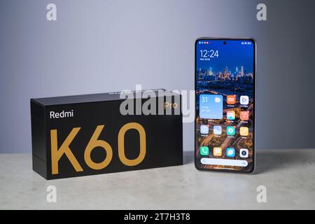 HCMC, VN - novembre 2023. Redmi K60 pour un usage éditorial Banque D'Images