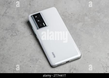 HCMC, VN - novembre 2023. Redmi K60 pour un usage éditorial Banque D'Images