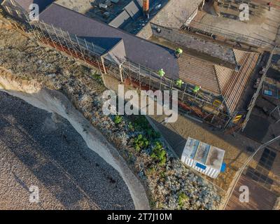 L'ancien Birling Gap Hotel est démoli car il est trop proche de la falaise et de la mer en contrebas dans le parc national des sept Sœurs, près d'Eastbourne. Construit Banque D'Images