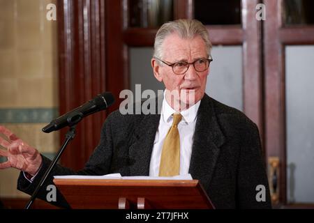 Michael Palin au déjeuner littéraire Oldie 14-11-23 Banque D'Images