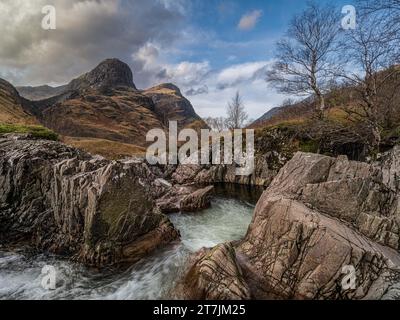 S Bends, Glencoe, Écosse Banque D'Images