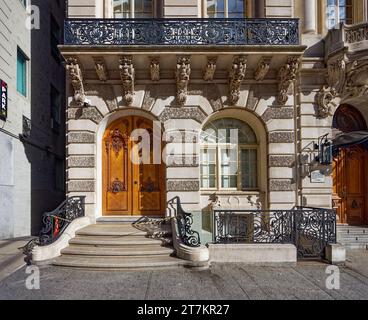 7 East 72nd Street, Oliver Gould et Mary Brewster Jennings House, un monument des Beaux-Arts érigé en 1899, conçu par Flagg & Chambers. Banque D'Images