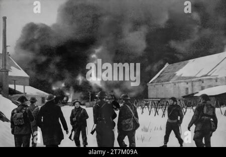 Pendant la Seconde Guerre mondiale, le premier raid réussi sur le territoire tenu par les nazis, l'opération Claymore, a été menée sur une usine pétrolière allemande à Stamsund en Norvège après une opération réussie ils sont revenus avec quelque 228 prisonniers allemands, 314 loyaux volontaires norvégiens, un certain nombre de collaborateurs du régime Quisling, et des livres de code et des roues pour la machine Enigma. Banque D'Images