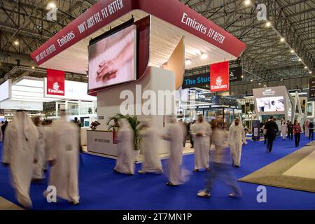 DUBAÏ, Émirats arabes Unis, 16 novembre 2023. Scènes du jour 4 du Dubai Airshow 2023. L’événement s’est tenu à l’aéroport international DWC Maktoum à Dubaï entre le 13 et le 17 novembre 2023 Banque D'Images