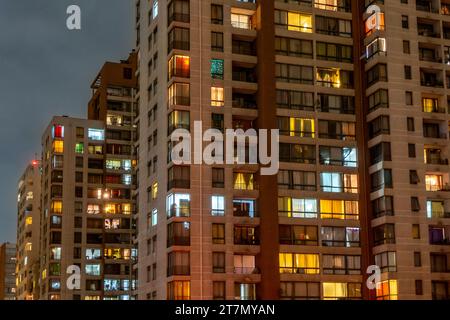 Santiago, le 3 novembre 2017 : immeubles d'appartements dans le centre-ville de Santiago Banque D'Images