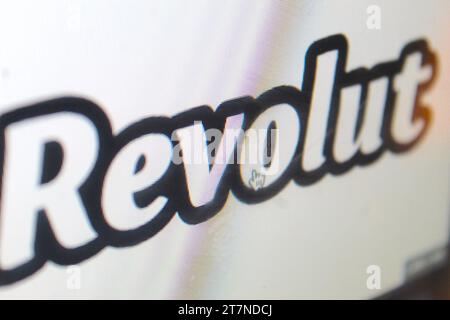 Une photo du logo financier Revolut sur un écran d'ordinateur. Banque D'Images