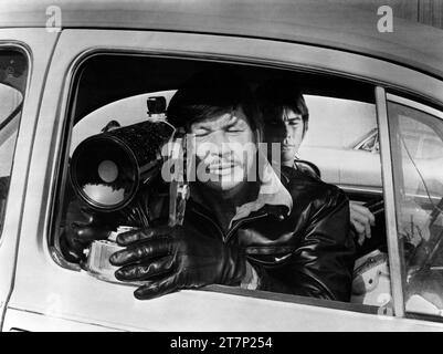 Charles Bronson, Jan-Michael Vincent, sur le plateau du film, 'The Mechanic', United Artists, 1972 Banque D'Images