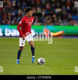 Oslo, Norvège. 16 novembre 2023. Oslo, Norvège, 16 novembre 2023 : Oscar Bobb (22 Norvège) est vu lors du match amical international de football entre la Norvège et les îles Féroé au stade Ullevaal d'Oslo, Norvège. (Ane Frosaker/SPP) crédit : SPP Sport Press photo. /Alamy Live News Banque D'Images