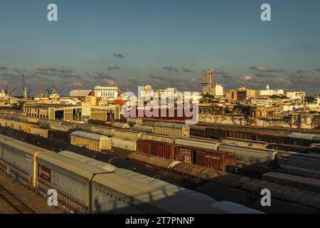 Gare de triage, port de Veracruz, Mexique, transportant des marchandises du monde entier jusqu'aux États-Unis, 2022 Banque D'Images