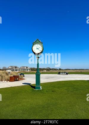 Kiawah Island, SC USA - 26 février 2023 : l'horloge Rolex au parcours de golf Ocean course sur l'île de Kiawah en Caroline du Sud. Banque D'Images