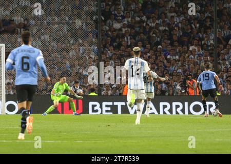 Buenos Aires, Argentine. 16 novembre 2023. Pendant le match de qualification pour la coupe du monde 2026 au stade de la Bombonera ( crédit : Néstor J. Beremblum/Alamy Live News Banque D'Images