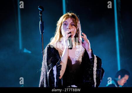 Florence + la machine au Festival Ejekt à Athènes (Plateia Nerou) / Grèce, juillet 2023 Banque D'Images