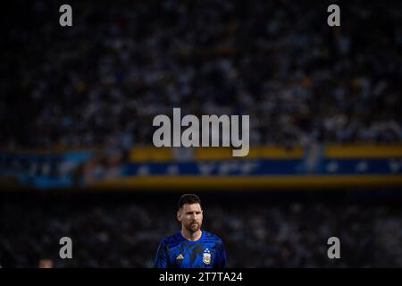 Buenos Aires, Argentine. 16 novembre 2023. L'Argentin Lionel Messi se réchauffe avant le match de qualification pour la coupe du monde de la FIFA 2026 entre l'Argentine et l'Uruguay à l'Estadio Alberto J. Armando. Note finale : Argentine 0:2 Uruguay (photo de Manuel Cortina/SOPA Images/Sipa USA) crédit : SIPA USA/Alamy Live News Banque D'Images