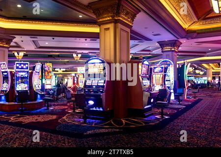 Las Vegas, États-Unis ; 18 janvier 2023 : arcades et machines à roulette russe à l'Excalibur Hotel and Casino sur le Strip de Las Vegas, situé sur Sin City Banque D'Images