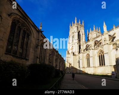 York Minster de l'église de St Michael le Belfrey à Minster Yard City of York Yorkshire Angleterre Banque D'Images
