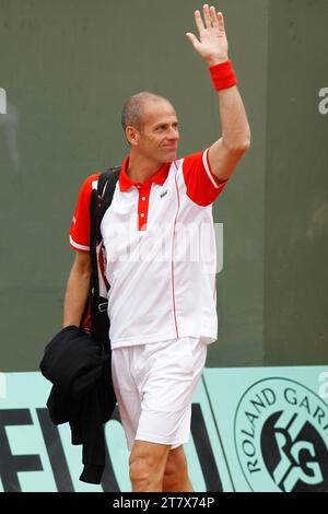 TENNIS - ROLAND GARROS 2010 - TROPHÉE DES LÉGENDES - PARIS (FRA) - 02/06/2010 - PHOTO : LOIC BARATOUX / DPPI GUY FORGET (FRA) Banque D'Images