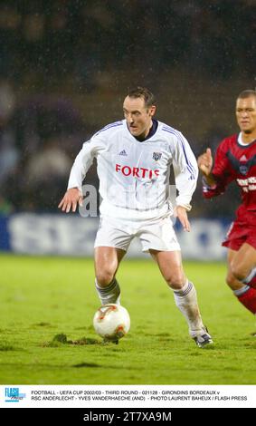 FOOTBALL - COUPE UEFA 2002/03 - 3E TOUR - 021128 - GIRONDINS BORDEAUX - RSC ANDERLECHT - YVES VANDERHAECHE (ET) - PHOTO LAURENT BAHEUX / FLASH PRESS Banque D'Images