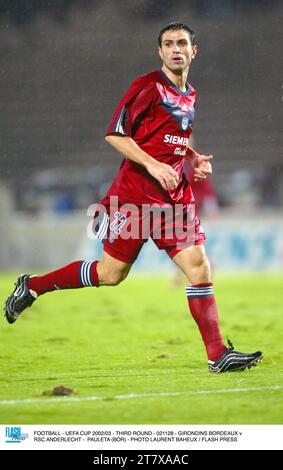 FOOTBALL - COUPE UEFA 2002/03 - 3E TOUR - 021128 - GIRONDINS BORDEAUX - RSC ANDERLECHT - PAULETA (BOR) - PHOTO LAURENT BAHEUX / FLASH PRESS Banque D'Images