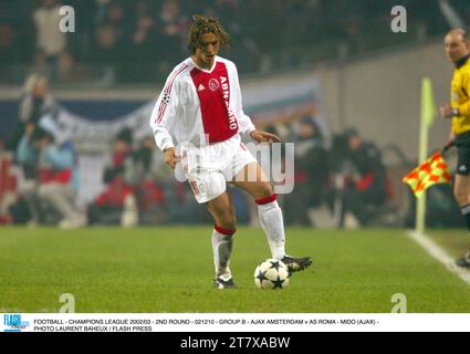 FOOTBALL - LIGUE DES CHAMPIONS 2002/03 - 2E TOUR - 021210 - GROUPE B - AJAX AMSTERDAM V AS ROMA - MIDO (AJAX) - PHOTO LAURENT BAHEUX / PRESSE FLASH Banque D'Images