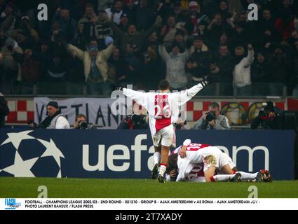 FOOTBALL - LIGUE DES CHAMPIONS 2002/03 - 2E TOUR - 021210 - GROUPE B - AJAX AMSTERDAM V AS ROMA - AZJAX AMSTERDAM JOY - PHOTO LAURENT BAHEUX / FLASH PRESS Banque D'Images