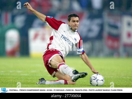 FOOTBALL - CHAMPIONNAT DE FRANCE 2003/04 - 031004 - FC SOCHAUX V PARIS SG - PAULETA (PSG) - PHOTO LAURENT BAHEUX / PRESSE FLASH Banque D'Images