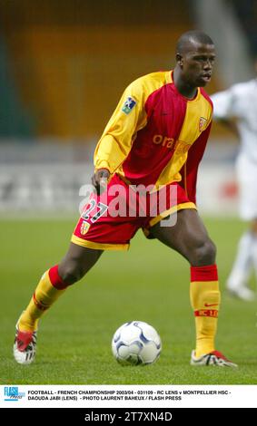 FOOTBALL - CHAMPIONNAT DE FRANCE 2003/04 - 031109 - RC LENS V MONTPELLIER HSC - DAOUDA JABI (OBJECTIF) - PHOTO LAURENT BAHEUX / FLASH PRESS Banque D'Images