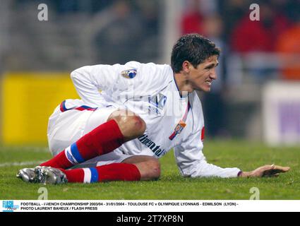 FOOTBALL - CHAMPIONNAT DE FRANCE 2003/04 - 31/01/2004 - TOULOUSE FC - OLYMPIQUE LYONNAIS - EDMILSON (LYON) - PHOTO LAURENT BAHEUX / FLASH PRESS Banque D'Images