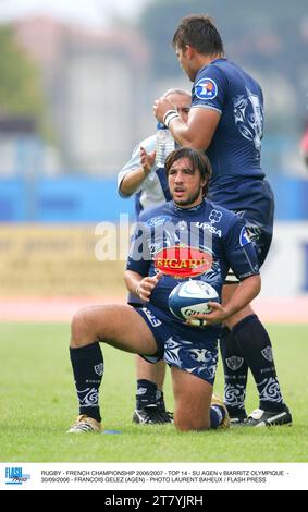 RUGBY - CHAMPIONNAT DE FRANCE 2006/2007 - TOP 14 - SU AGEN V BIARRITZ OLYMPIQUE - 30/09/2006 - FRANCOIS GELEZ (AGEN) - PHOTO LAURENT BAHEUX / PRESSE FLASH Banque D'Images