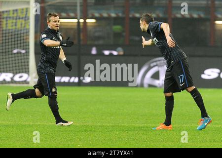 Zdravko Kuzmanovic du FC Inter Milan applaudit son coéquipier Xherdan Shaqiri lors du match de coupe d'Italie de 16 entre le FC Internazionale et l'UC Sampdoria le 21 janvier 2015 à Milan, Italie. Photo Massimo Cebrelli / DPPI Banque D'Images