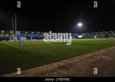 Manchester, Royaume-Uni. 17 novembre 2023. VUE GÉNÉRALE DU STADE*** lors du Gallagher Premiership Rugby Match entre sale Sharks et Newcastle Falcons Rugby au stade AJ Bell, Manchester, Royaume-Uni, le 17 novembre 2023. Photo de Simon Hall. Usage éditorial uniquement, licence requise pour un usage commercial. Aucune utilisation dans les Paris, les jeux ou les publications d'un seul club/ligue/joueur. Crédit : UK Sports pics Ltd/Alamy Live News Banque D'Images