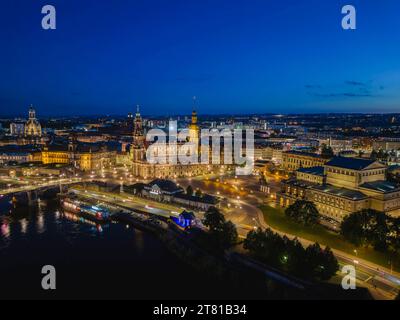 Dresde Altstadt Luftbild historisches Stadtzentrum von Dresden. Dresde Sachsen Deutschland *** Dresde vieille ville vue aérienne centre historique de Dresde Dresde Saxe Allemagne Dresden23 0885 crédit : Imago/Alamy Live News Banque D'Images