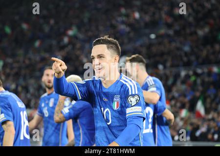 Roma, Latium, Italie. 17 novembre 2023. Giacomo Raspadori (Italie) Roma, 17/11/2023, lors du match de football valable pour les qualifications pour l'EURO 2024, entre les équipes nationales d'Italie et de Macédoine au stade olympique de Rome (crédit image : © Fabio Sasso/ZUMA Press Wire) À USAGE ÉDITORIAL UNIQUEMENT! Non destiné à UN USAGE commercial ! Banque D'Images