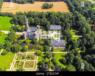 Château de Moyland, Bedburg-Hau, Basse-Rhénanie, région de Basse-Rhénanie, Rhénanie du Nord-Westphalie, Allemagne Banque D'Images