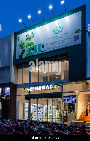 Boutique de cannabis légale façade, Chaweng, Ko Samui, Thaïlande Banque D'Images