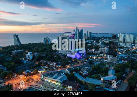 Voir la ville et les bâtiments de Naklua Pattaya District Chonburi en Thaïlande Asie Banque D'Images