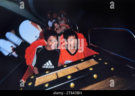 Spook Express, montagnes russes en acier pour enfants situé au Joyland Childrens Fun Park à Great Yarmouth, Norfolk, Angleterre, Royaume-Uni Banque D'Images