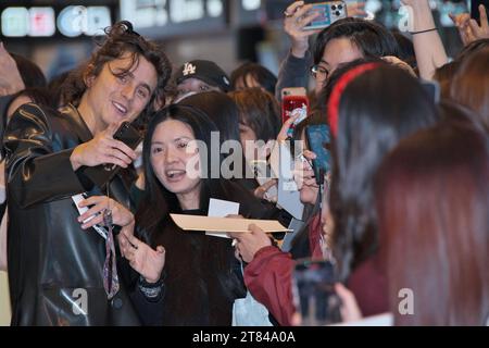 Narita, Japon. 18 novembre 2023. L'acteur Timothee Chalamet arrive pour promouvoir son film 'Wonka' à l'aéroport international de Narita à Narita, préfecture de Chiba, Japon, le samedi 18 novembre 2023. Photo de Keizo Mori/UPI crédit : UPI/Alamy Live News Banque D'Images