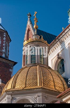 Dôme doré à la chapelle Sigismond de la cathédrale de Wawel, Cracovie, Pologne Banque D'Images