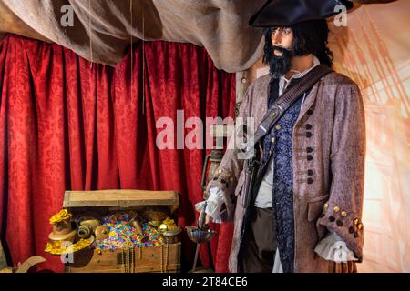 La famille Ortillopitz était une famille de pirates et armateurs corsaires. Au pays Basque, c’est l’homme qui appartient à la maison et non à l’autre Banque D'Images