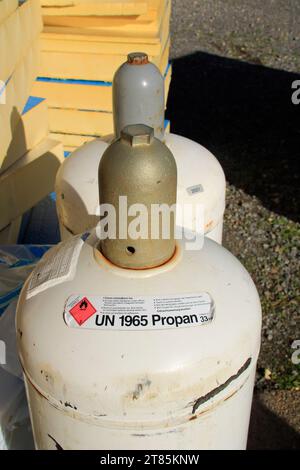 Le robinet d'une bouteille de propane est protégé par un bouchon Banque D'Images