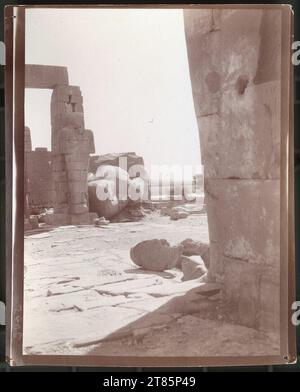 Anonyme Luxor, Ramesseum, couché statue colossale Ramsès II .. Papier d'extension en gélatine chlorship lilber 20.11.1910 , 1910-11-20 Banque D'Images