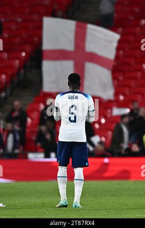 LONDRES, ANGLETERRE - novembre 17 : Marc Guehi de l'Angleterre lors du match de qualification européen de l'UEFA EURO 2024 entre l'Angleterre et Malte au stade de Wembley O. Banque D'Images