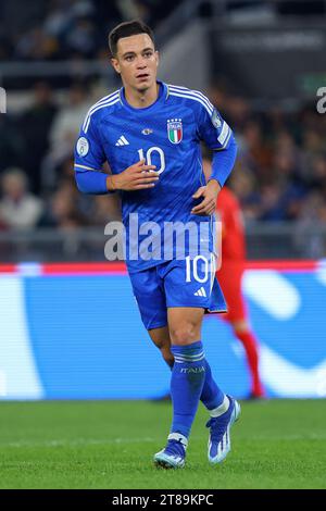 Rome, Italie. 17 novembre 2023. Giacomo Raspadori d'Italie en action lors de l'UEFA Euro 2024, qualifications, match de football du groupe C entre l'Italie et la Macédoine du Nord le 17 novembre 2023 au Stadio Olimpico à Rome, Italie - photo Federico Proietti/DPPI crédit : DPPI Media/Alamy Live News Banque D'Images