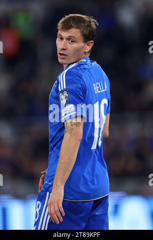 Rome, Italie. 17 novembre 2023. Nicolo' Barella d'Italie réagit lors de l'UEFA Euro 2024, qualifications, match de football du groupe C entre l'Italie et la Macédoine du Nord le 17 novembre 2023 au Stadio Olimpico à Rome, Italie - photo Federico Proietti/DPPI crédit : DPPI Media/Alamy Live News Banque D'Images