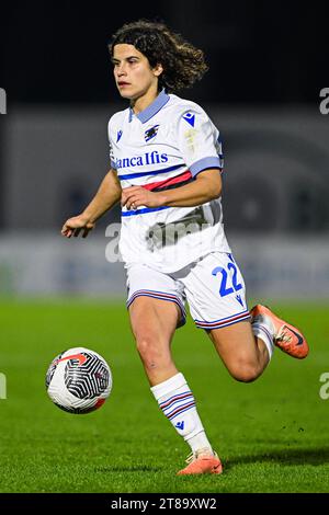 Milan, Italie. 18 novembre 2023. Milan, Italie, 18.11.23 : Eva Schatzer (22 Sampdoria) lors du match féminin de Serie A entre l'AC Milan et Sampdoria au Vismara Sports Center à Milan, Italia Soccer (Cristiano Mazzi/SPP) crédit : SPP Sport Press photo. /Alamy Live News Banque D'Images