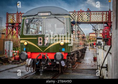 East lancashire Railway automnal DMU gala BR Class 117/2 Unit vu quitter la gare de Ramsbottom pour Rawtenstall. Banque D'Images