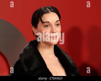 St. Vincent participe à 2023 GQ Men of the Year au Bar Marmont le 16 novembre 2023 à Los Angeles, en Californie. Photo : Crash/imageSPACE/MediaPunch Banque D'Images